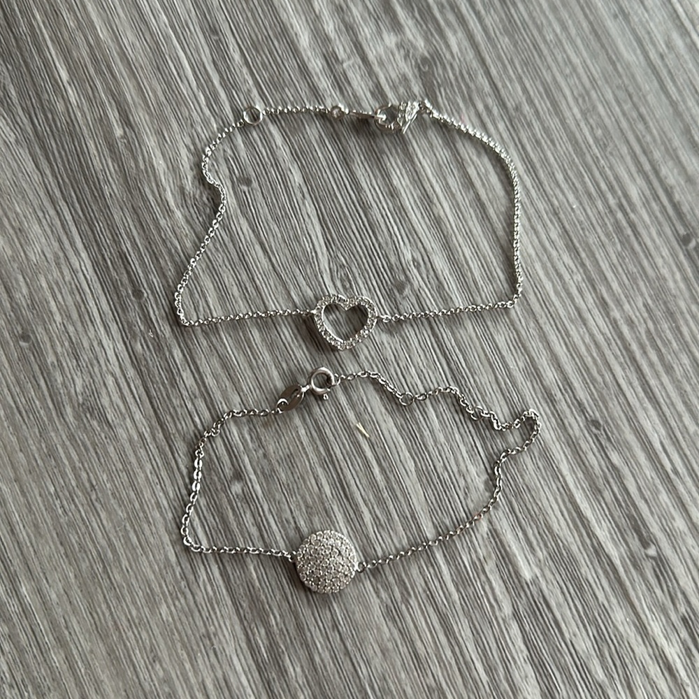 Silver rhinestone heart bracelet and circle